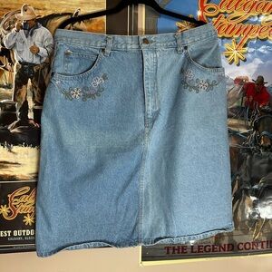 Y2K denim skirt